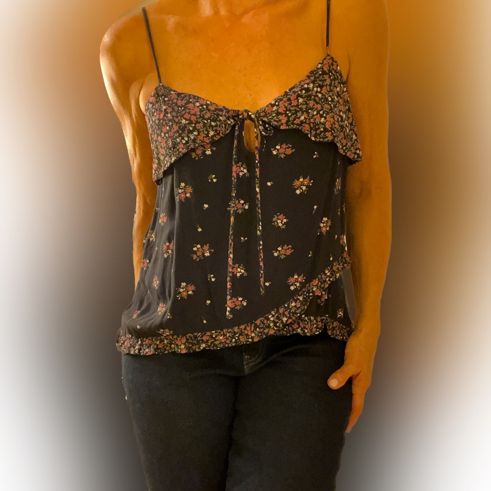 Free people black floral, spaghetti strap pull on top sizeS NWOT